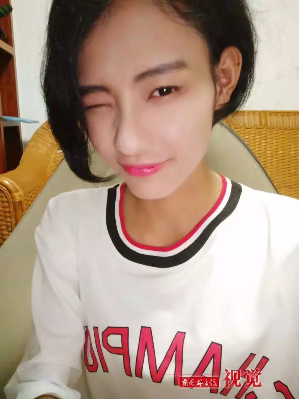 昌江25岁漂亮网络女主播直播背后有着这样的