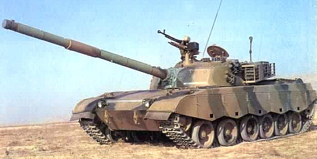 图片：上世纪90年代初，巴基斯坦看中了85-IIM方案，在此基础上要求为其研制85-IIAP主战坦克。