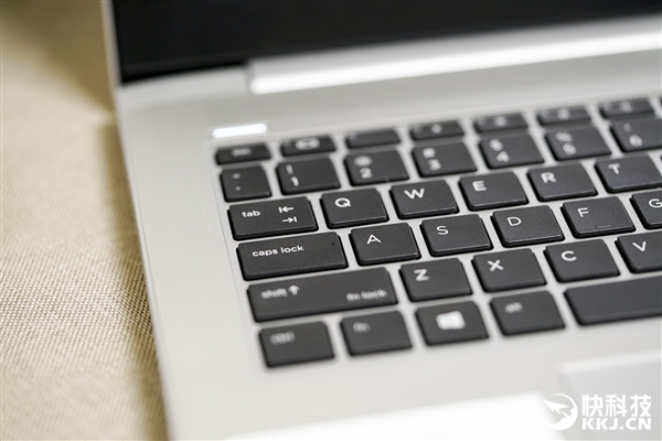 酷睿8代+满血MX150 惠普战66笔记本电脑图赏