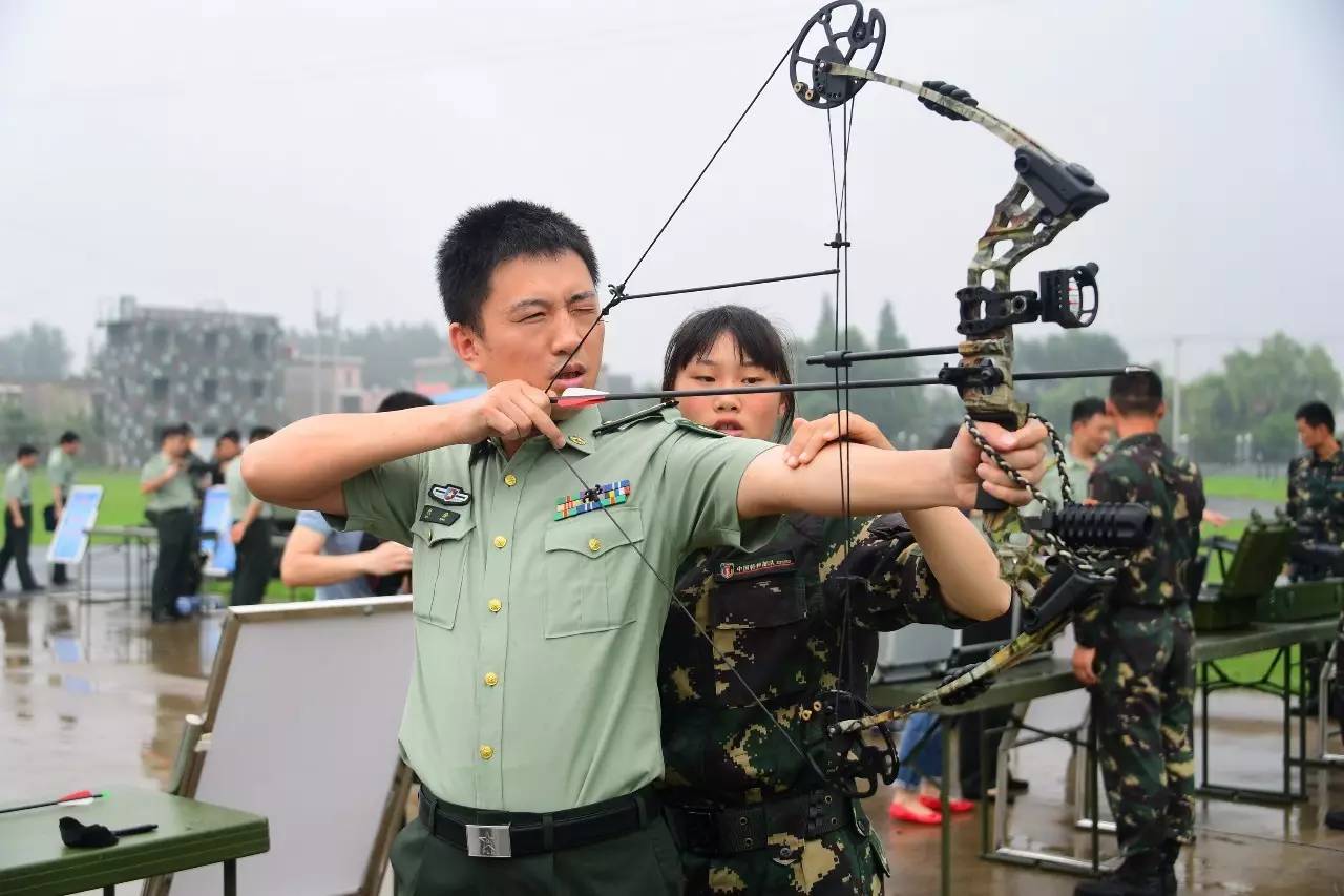 震撼 | 两支特战旅火凤凰精彩PK,画面只剩心