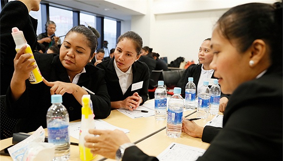 菲佣入境的隐秘江湖:中介做菲佣生意年赚千万