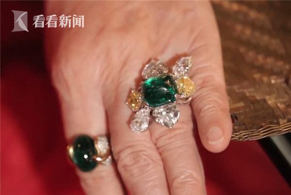 视频|80岁真人芭比!泰国女富豪沉迷整容 年逾八