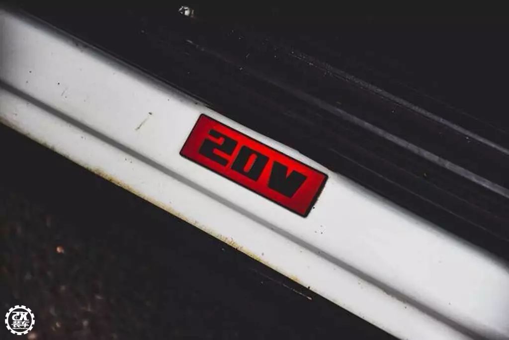 18岁的方灯捷达,不知道你是否还能继续活下去!