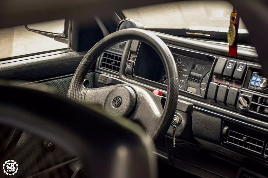 18岁的方灯捷达,不知道你是否还能继续活下去!