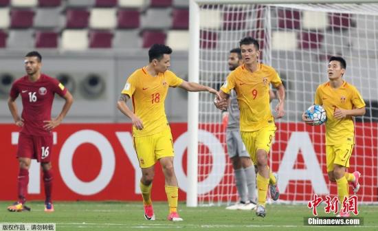 男足客场小胜卡塔尔 无奈挥别2018年世界杯|卡