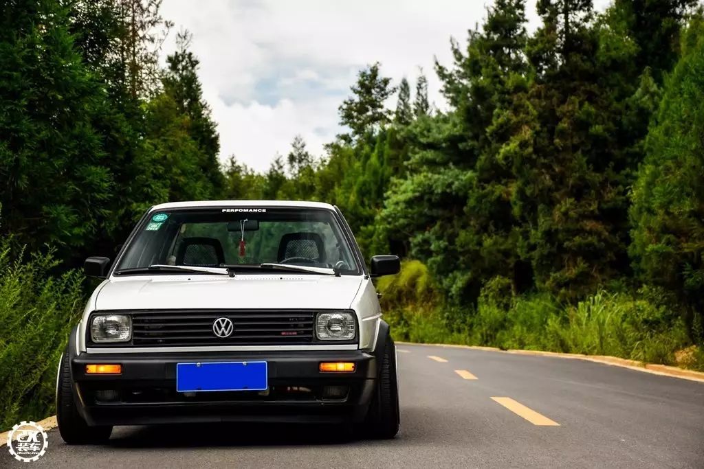 18岁的方灯捷达,不知道你是否还能继续活下去!