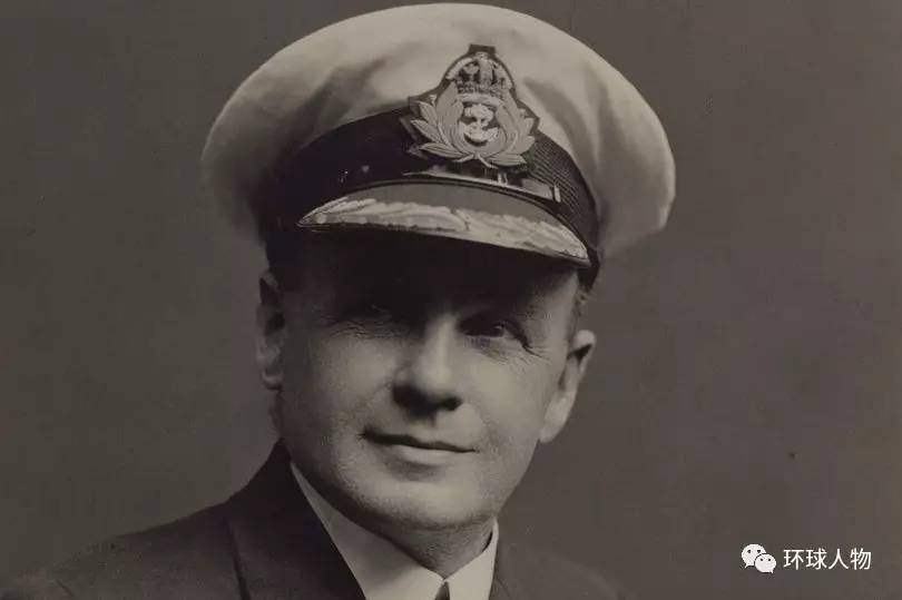 世上只有一种英雄主义,就是在认清生活真相之