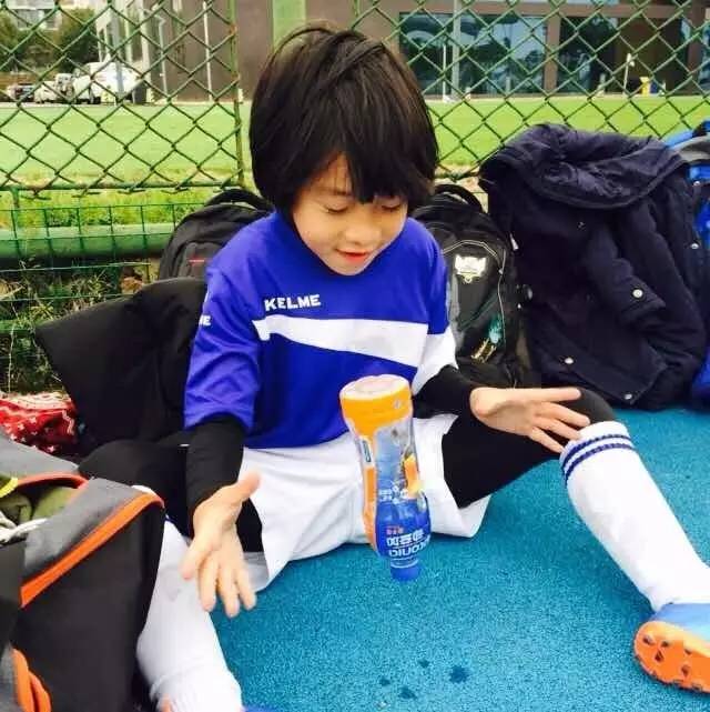 国足2:1卡塔尔,以胜利告别世界杯!有宁波这群足