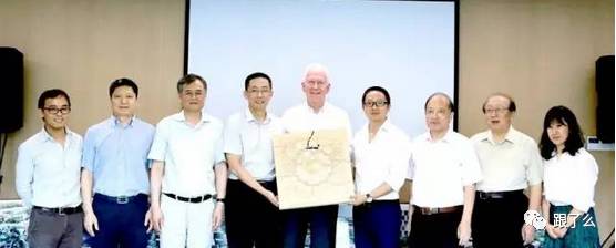 马云的湖畔大学 VS 马化腾的西湖大学,谁更 牛