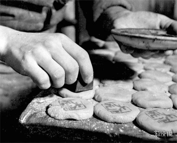 这是一组有“味道”的老照片 让人看饿了的街头小吃!