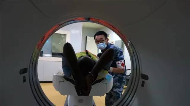 中国海军为吉布提带去了什么?答案暖心了…|吉