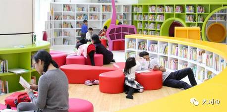 如果周围人不遵守规则,我们该如何教育孩子?|图