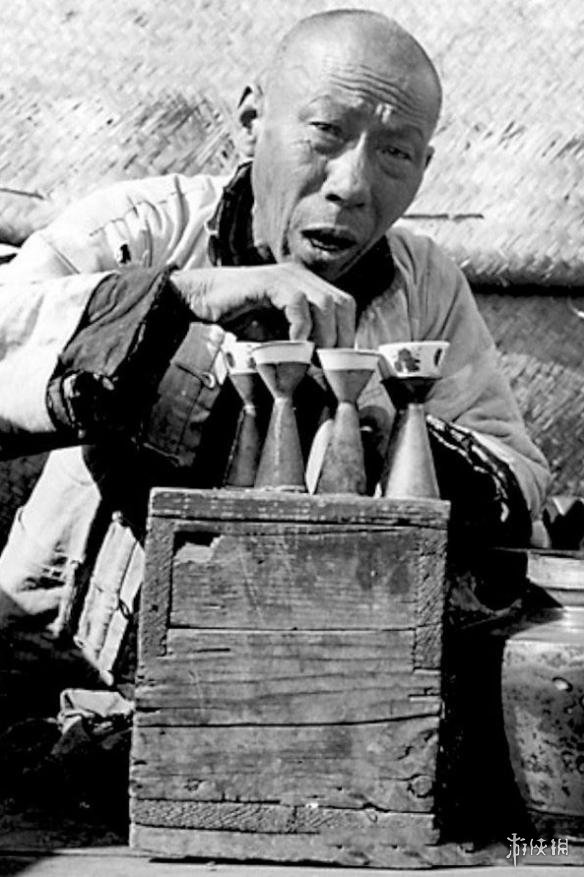 这是一组有“味道”的老照片 让人看饿了的街头小吃!