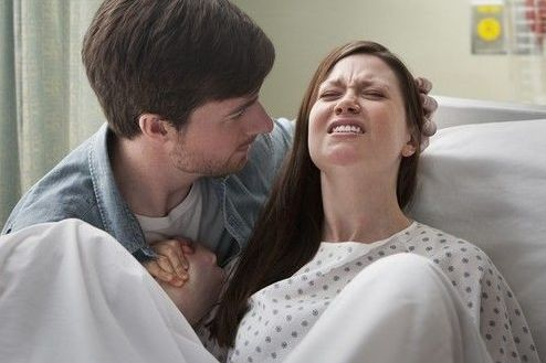 产妇疼痛难忍跳楼身亡:实测!生孩子到底有多痛?|分娩|产妇|剖腹产_新浪新闻