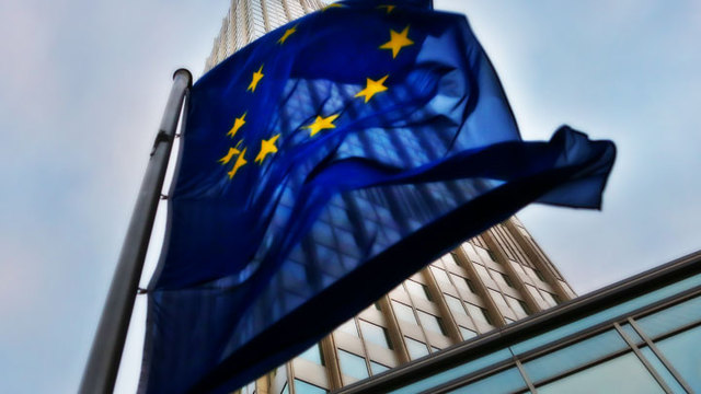 欧洲央行维持利率不变 德拉吉称欧元波动是罪