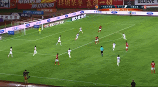 4-徐新(u23);11-高拉特,27-郑龙(65 20-于汉超),2-廖力生;7-阿兰(74