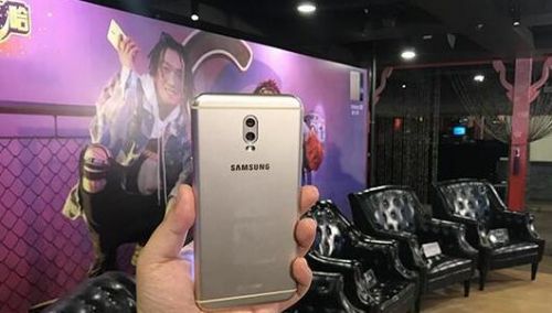 三星针对中国市场推出双摄手机Galaxy C8|三星
