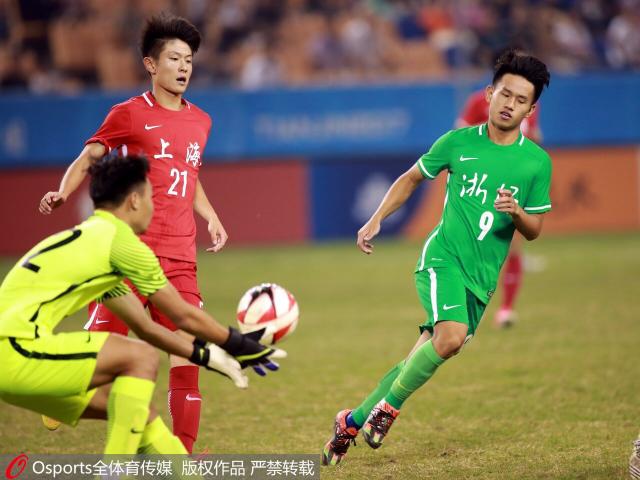 全运上海足球实现大四喜 U20男足点球胜浙江
