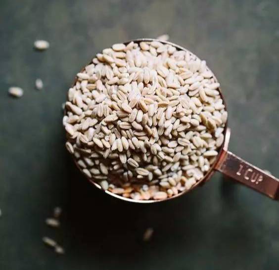 她只用了一张纸巾,一秒识别陈米和新米,太神了