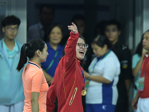 全运三金!傅园慧再吐妙语:我带着必死信念,游到