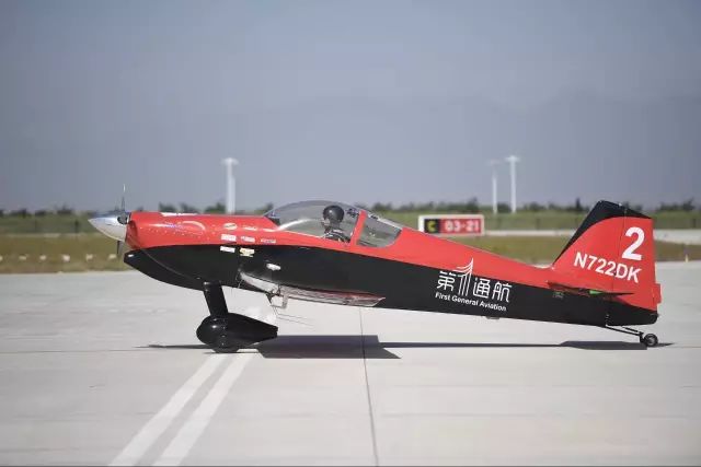 v_0g-fykuffc4483076.jpg