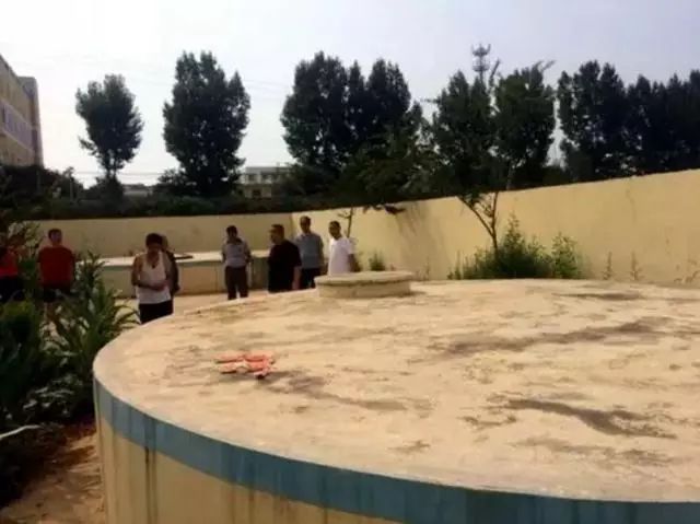 脱贫攻坚西安在行动 | 这里的屋顶能挣钱!经开区