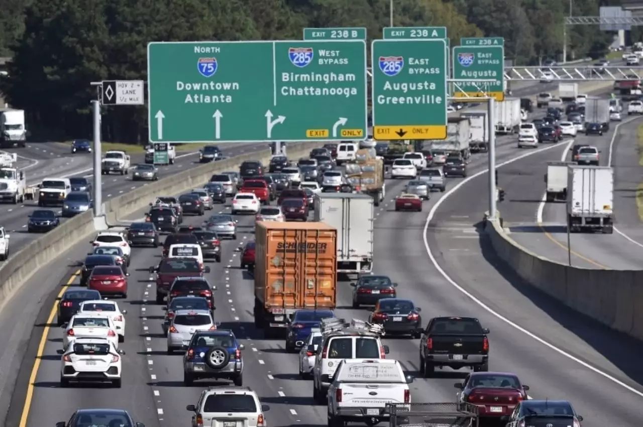 世纪飓风“艾玛”袭来,美国现史上最大规模人口撤离!|圣马丁岛|斯科特|亚马逊_新浪新闻