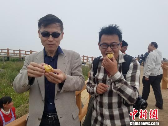 台湾贵州同乡会:回乡 探亲 感叹发展 速度 |贵州