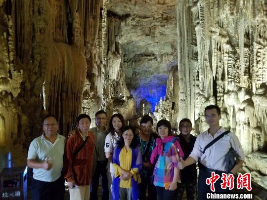 台湾贵州同乡会:回乡 探亲 感叹发展 速度 |贵州