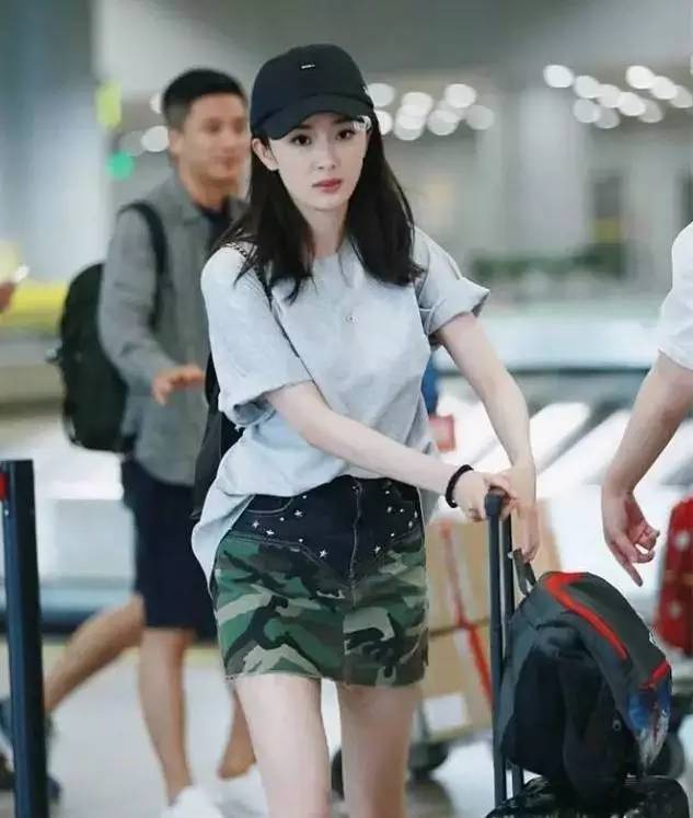 一句话形容女人的身材:理想很骨感,现实很丰满