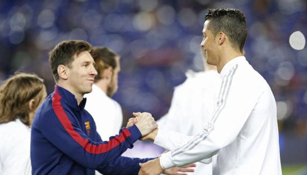 黄金档皇马踢巴萨!国家德比23日晚8点开球,中