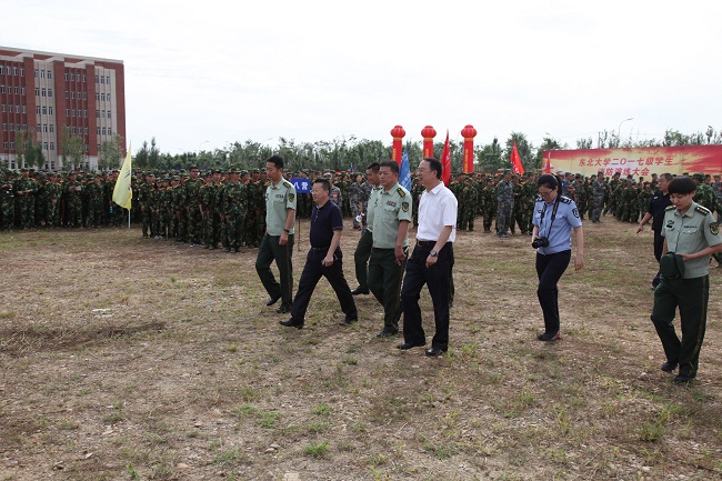 东北大学举行2017级学生消防演练|东北大学|张