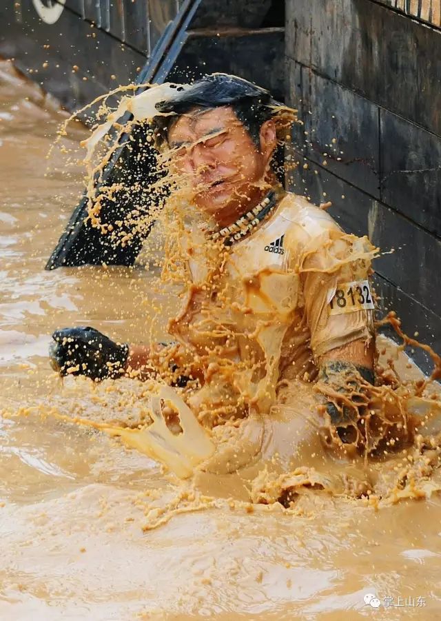 斯巴达勇士赛到山东!4000人挑战人类运动极限