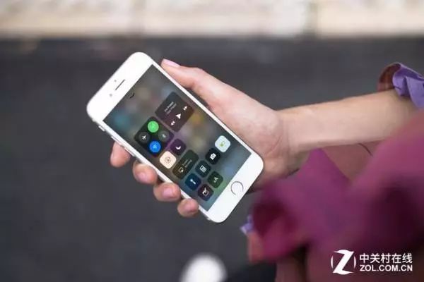 【嘿嘿】iPhone 8要来了,你的肾还好吗?|iPhon