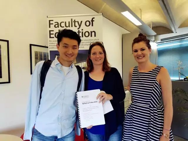 这才是大神!昆明90后小伙失去双臂 高考县状元