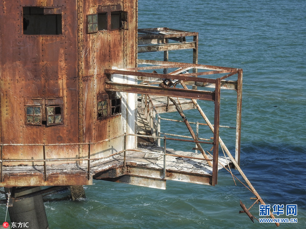 英国默恩塞尔海上堡垒:二战防空要塞 如今孤立