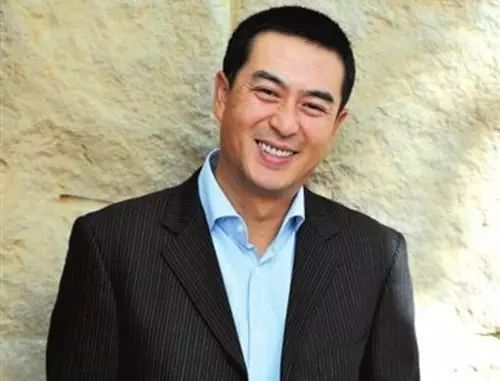 刘嘉玲的谐音手机壳红了 贾玲 刘诗诗 刘谦都要