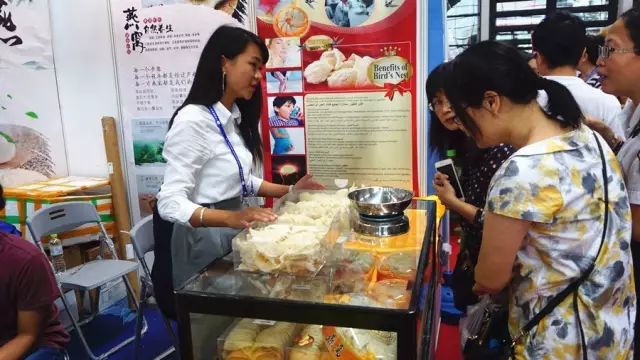 雕、文莱王子用的香水惊艳亮相.一大波南宁人