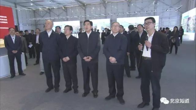 图为今年4月,天津市委书记李鸿忠带队学习北京城市副中心规划经验。