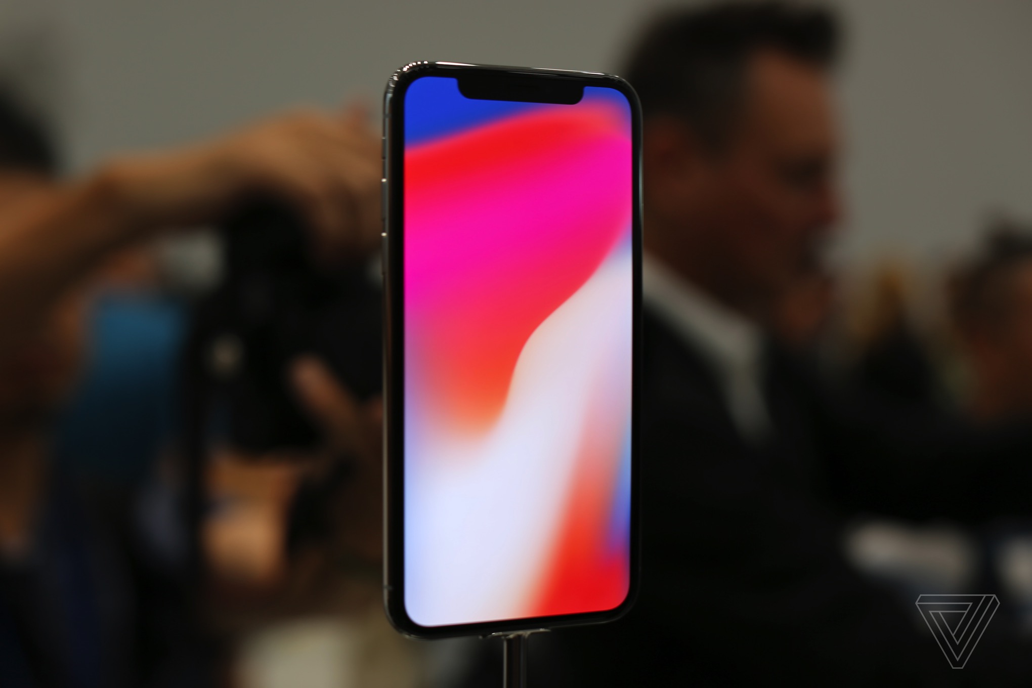 iPhoneX和8价格多少性能评测 苹果和小米MIX哪个更值？