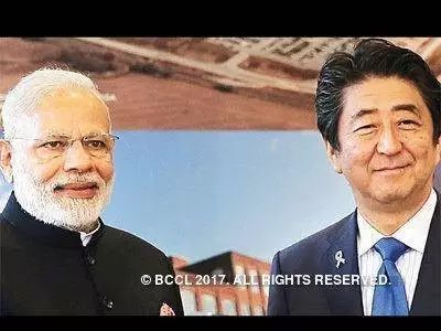 莫迪与安倍。来源:《印度时报》