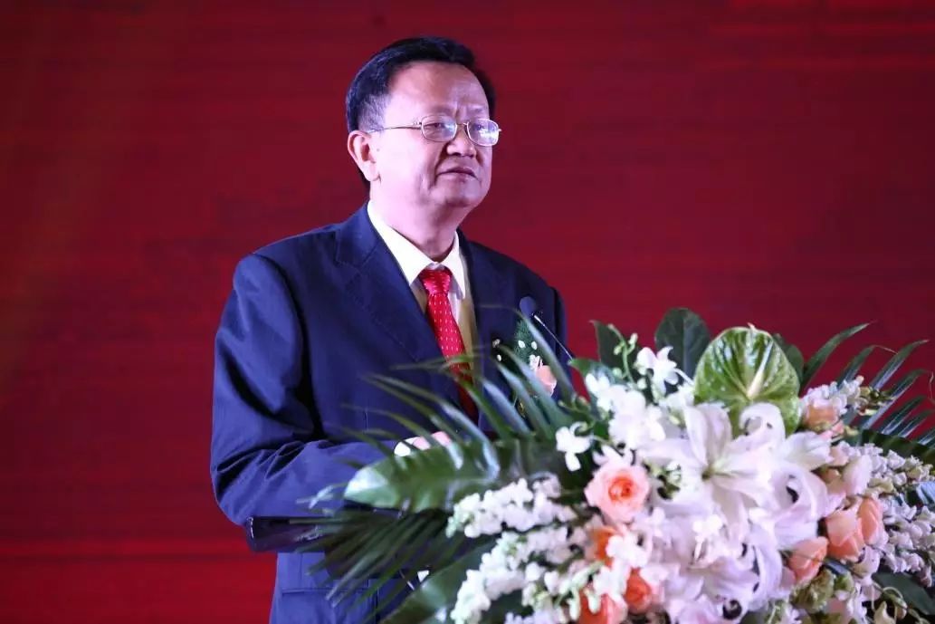 资邦董事长陶蕾_董事长办公室图片