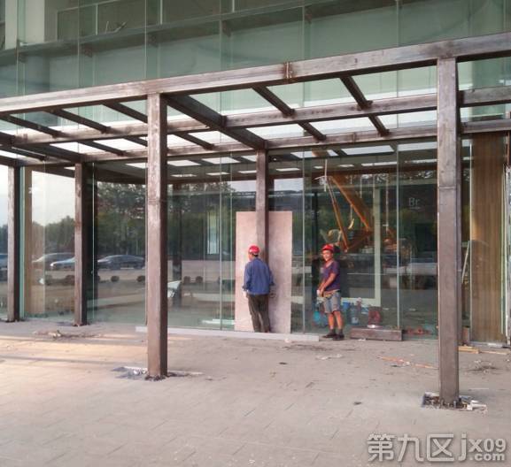 据说嘉兴中港城被香港房产商接收了？准备重新开业，起死回生了...