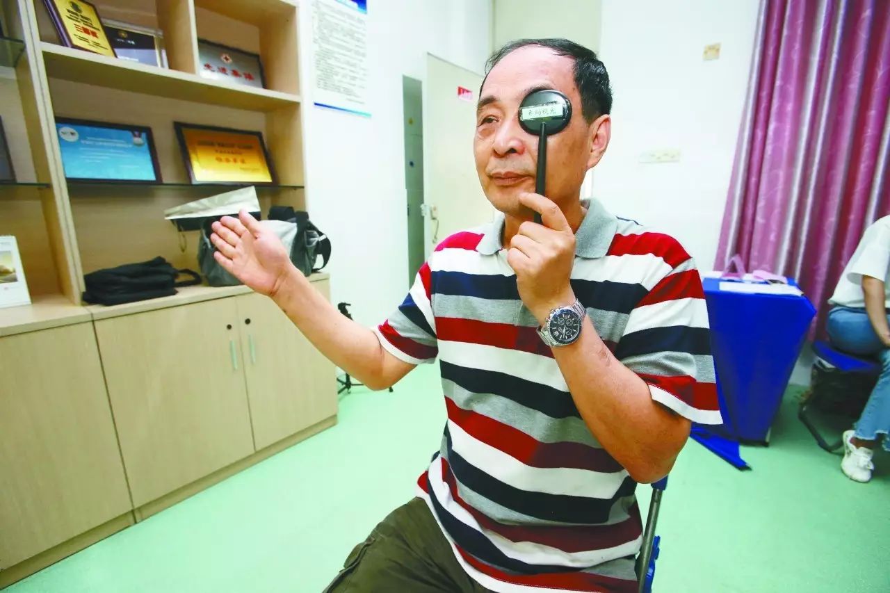 关爱教师,与深圳学校着眼健康,希玛眼科医院