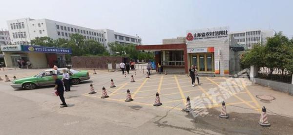 山东科技大学泰安西校区。