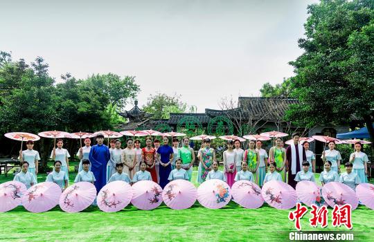 扬州第四届盐商文化节启幕 千秋粉黛展才艺|个