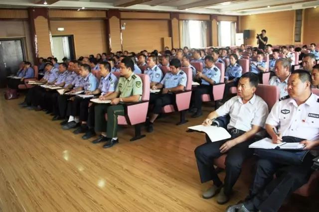 墨玉县召开政法系统队伍专项整顿工作会议|政