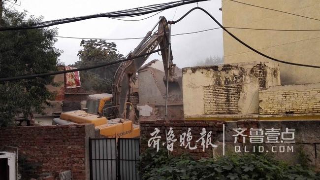 阻碍回迁房开工,经十一路棚改项目5户房屋被强