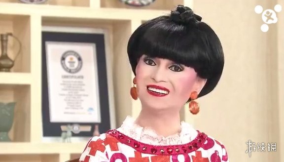 日本节目迎来首个机器人主持人 简直和真人一模一样