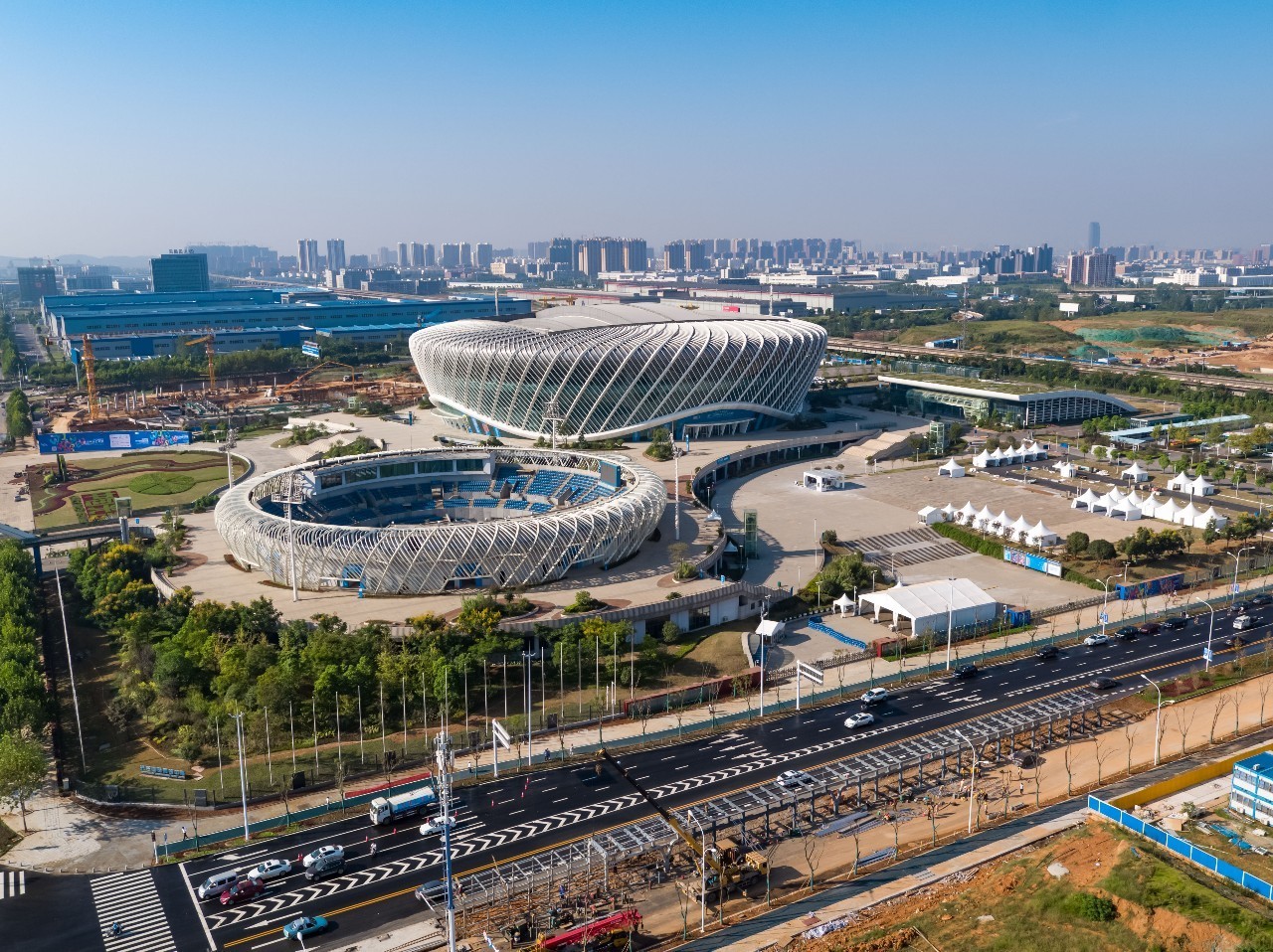 租金不付,还找房东要违约金,不良中介坑人套